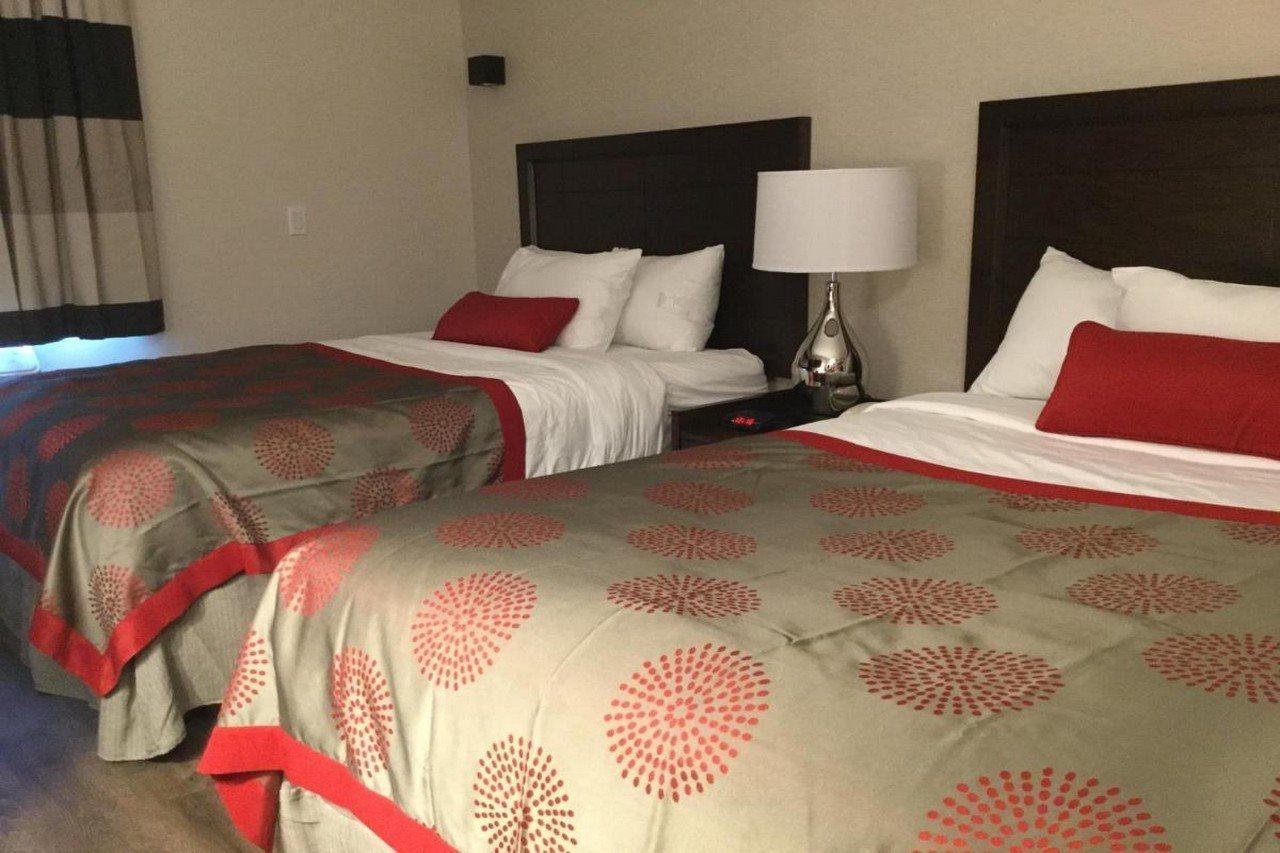 Ramada By Wyndham Bronx Terminal Hotel New York Exterior foto